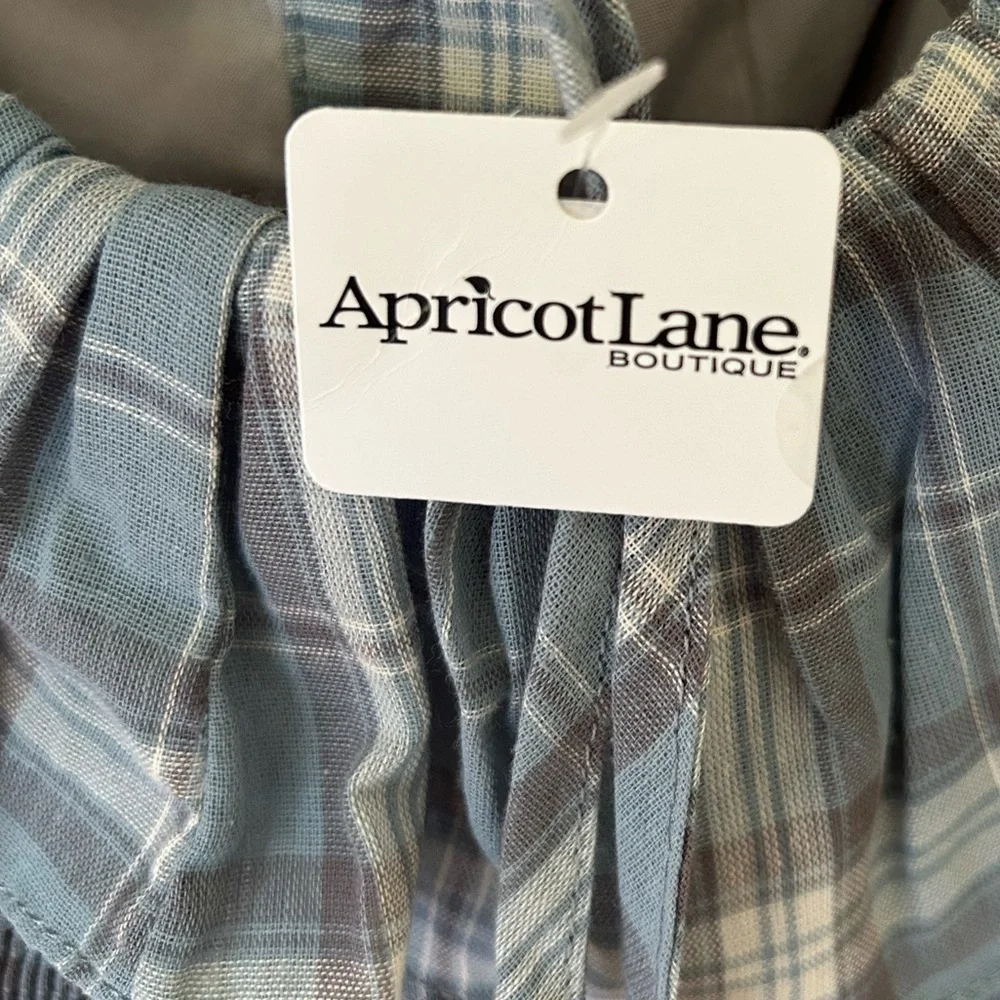Dress Forum LA (Apricot Lane) Plaid Ruffle Crop Top
Size: Medium
NWT - Picture 9 of 10